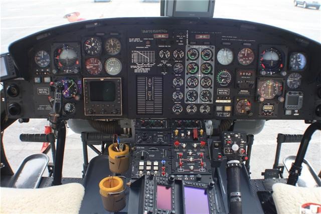 Bell 212 Specifications